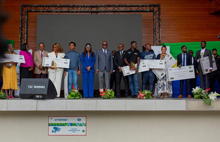 Barro Chambrier et les laureats