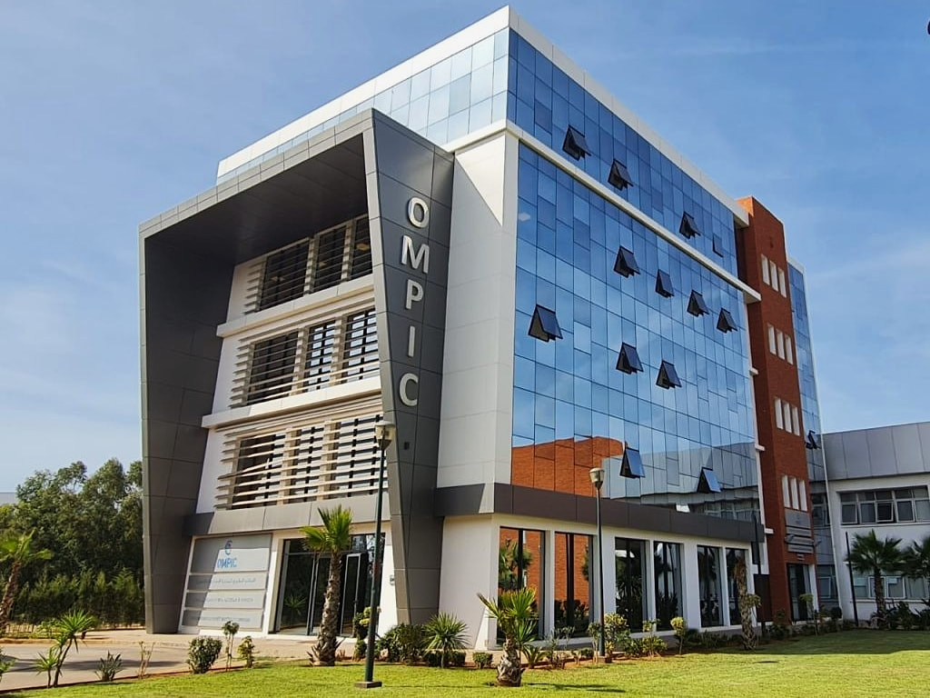 1773181877561 cropped 1773181871794 hc36051r